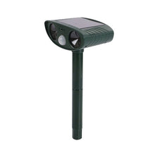 Load image into Gallery viewer, Solar Powered Motion Activated Animal Ultrasonic Cats Dogs Repeller Frighten Animals 511 For Outdoor Gardening
